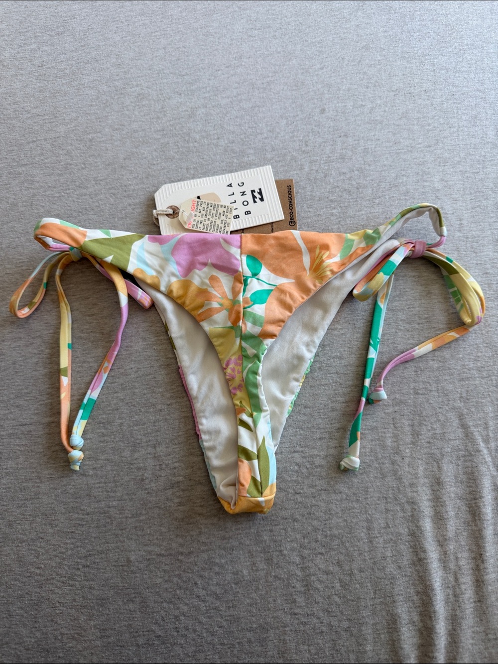 NWT Billabong Bikini Bottoms - Picture 3 of 4